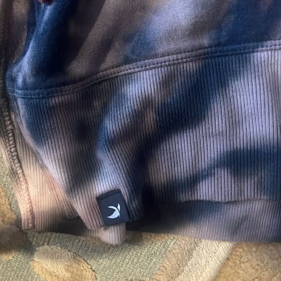 Glyder Joanna side slit top - Picture 3 of 5